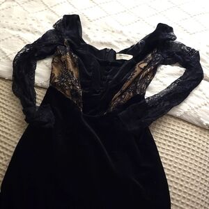 HOUSE OF CB Elena black velvet and lace corset dress